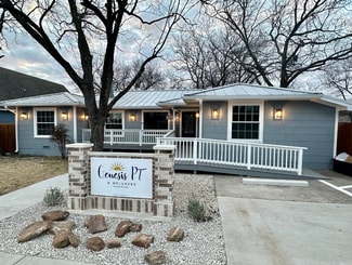 Plus de détails pour 105 N 6th St, Midlothian, TX - Bureau à louer