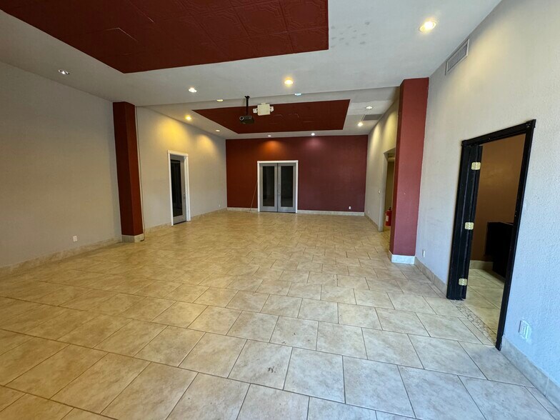25 N Extension Rd, Mesa, AZ à louer - Photo intérieure - Image 3 de 17