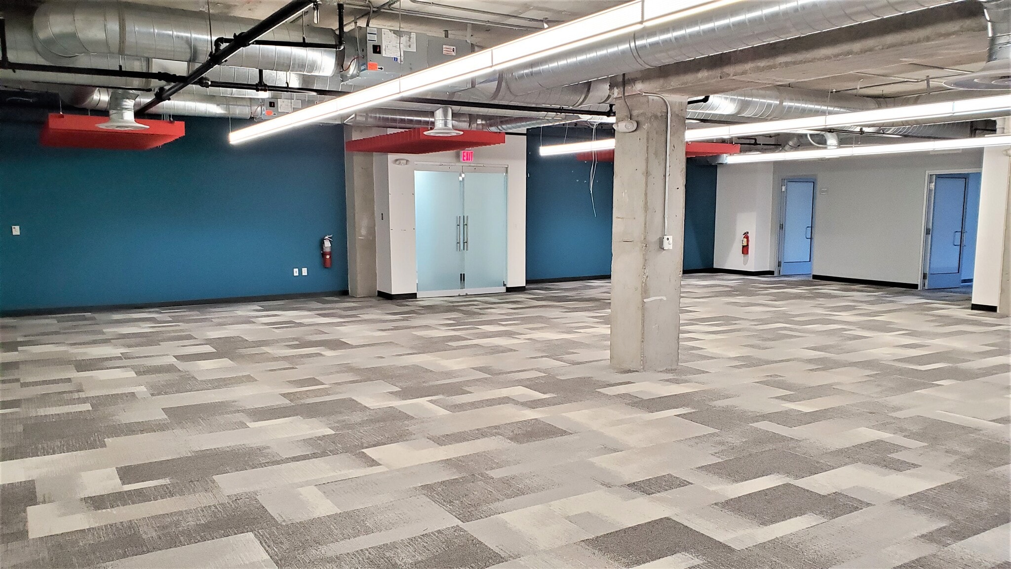 2300 Glades Rd, Boca Raton, FL for lease Interior Photo- Image 1 of 7