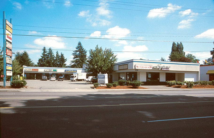 1210 Auburn Way N, Auburn, WA à louer - Photo du bâtiment - Image 3 de 3