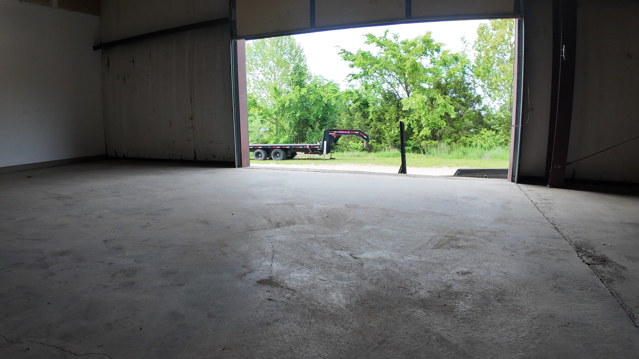 135 Industrial Park Dr, Hollister, MO for lease Interior Photo- Image 1 of 10