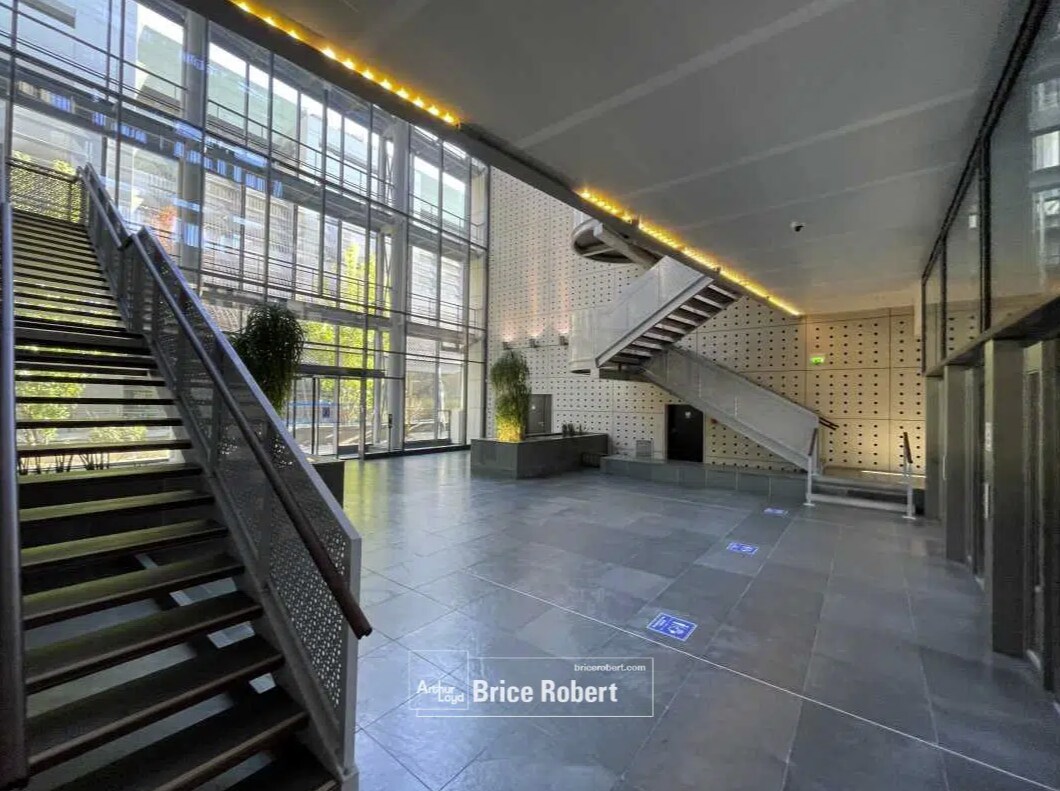 Bureau dans Lyon à louer Photo intérieure- Image 1 de 14