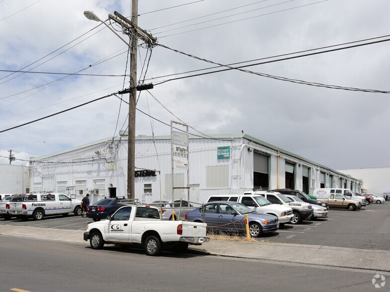 720 Moowaa St, Honolulu, HI à louer - Photo du bâtiment - Image 3 de 12