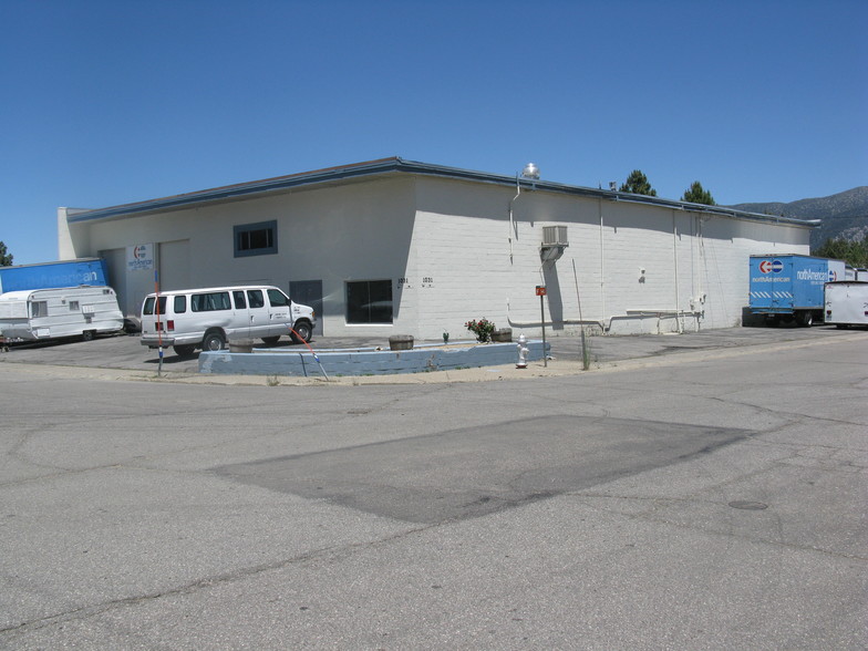1606 Shop St, South Lake Tahoe, CA for lease - Building Photo - Image 2 of 9