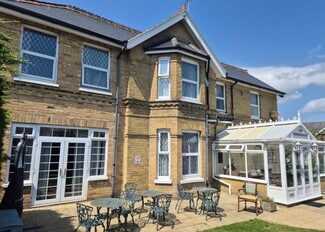 Plus de détails pour 32 Arthurs Hl, Shanklin - Services hôteliers à vendre