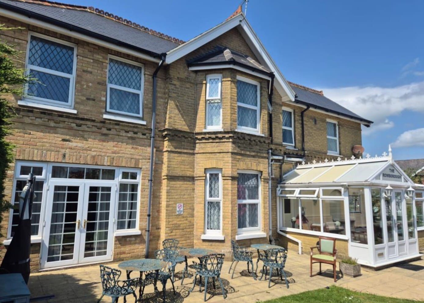 32 Arthurs Hl, Shanklin for sale Primary Photo- Image 1 of 3