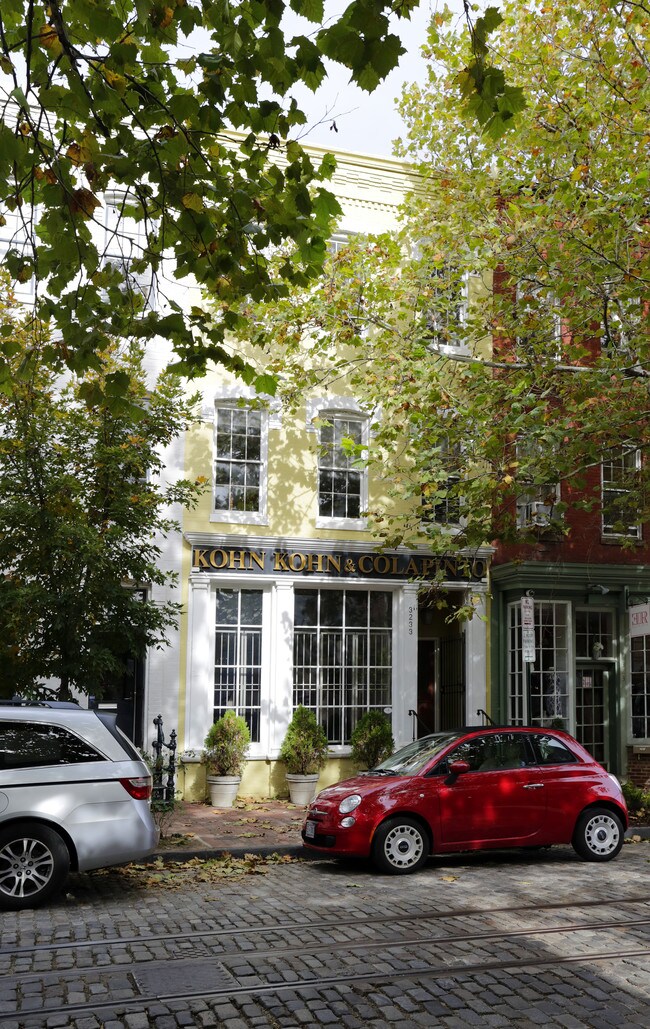 Plus de détails pour 3233 P St NW, Washington, DC - Bureau/Commerce de détail à louer