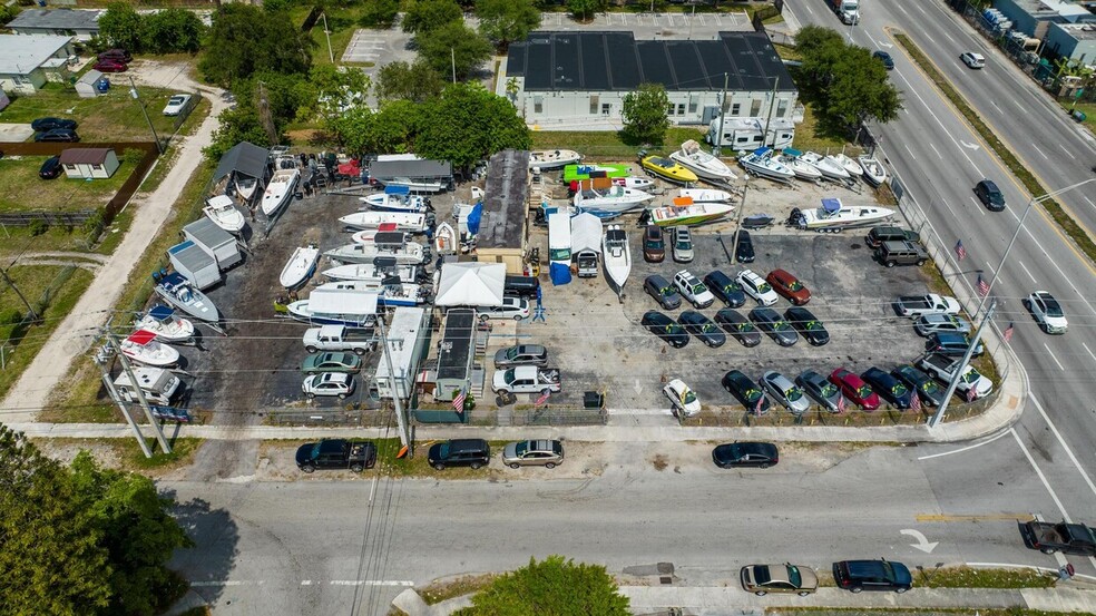 2497 NW 79th St, Miami, FL for sale - Building Photo - Image 1 of 1