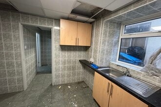 2-2A Meneage St, Helston for lease Interior Photo- Image 2 of 6