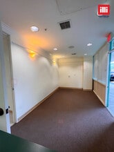 23502-23504 Lyons Ave, Newhall, CA for lease Interior Photo- Image 2 of 6