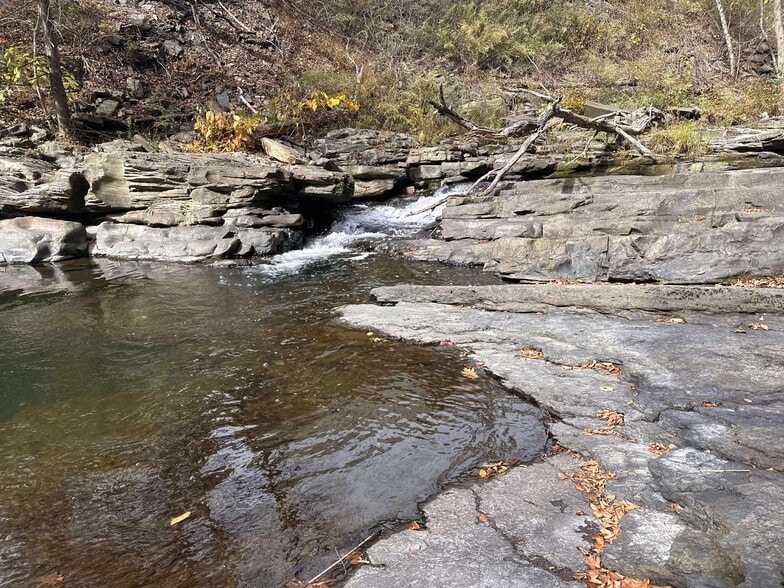 1 Green Mountain Pl, Roaring Brook Twp, PA for sale - Building Photo - Image 3 of 35