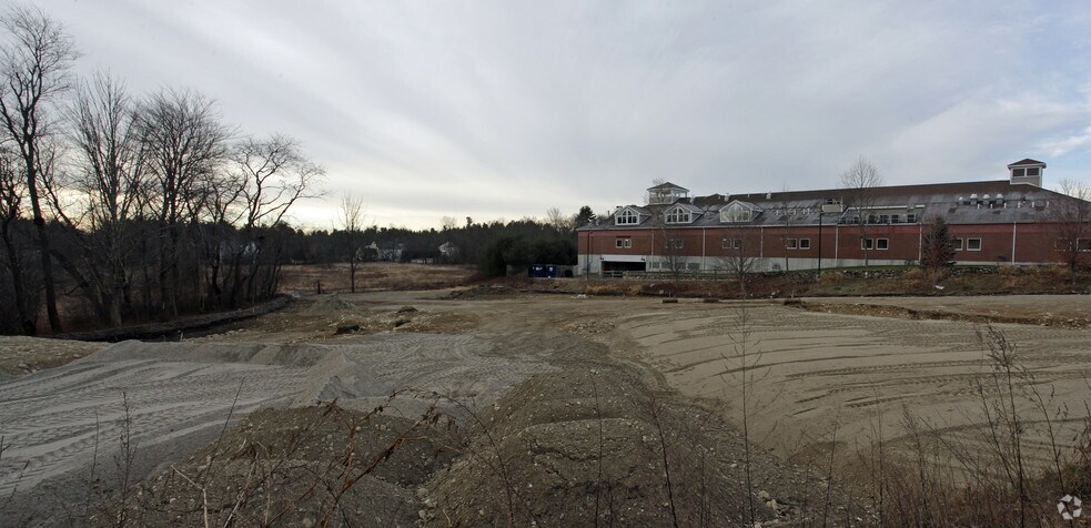 134 Littleton Rd, Westford, MA à louer - Photo du bâtiment - Image 2 de 4