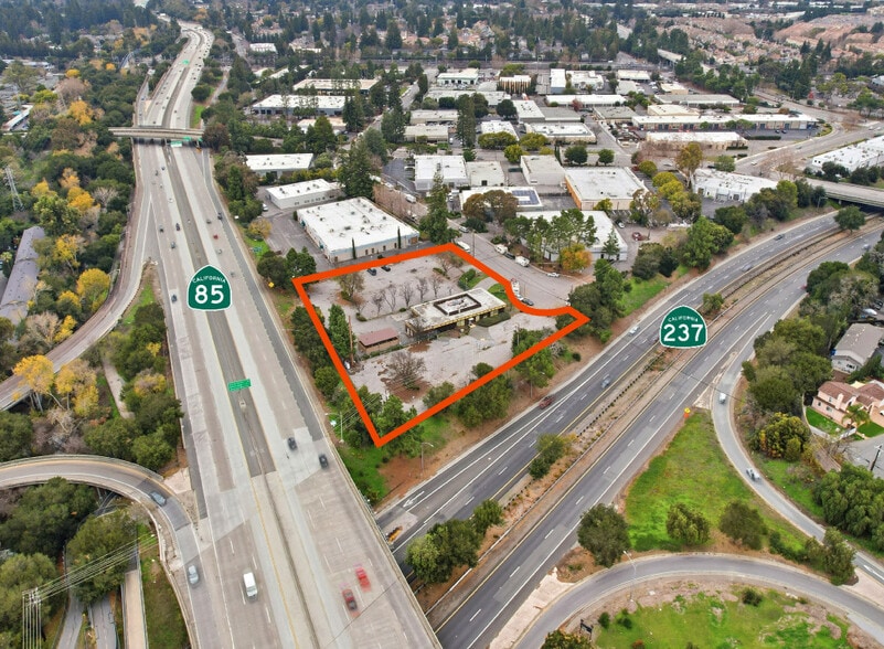 360 Pioneer Way, Mountain View, CA for sale - Building Photo - Image 1 of 1