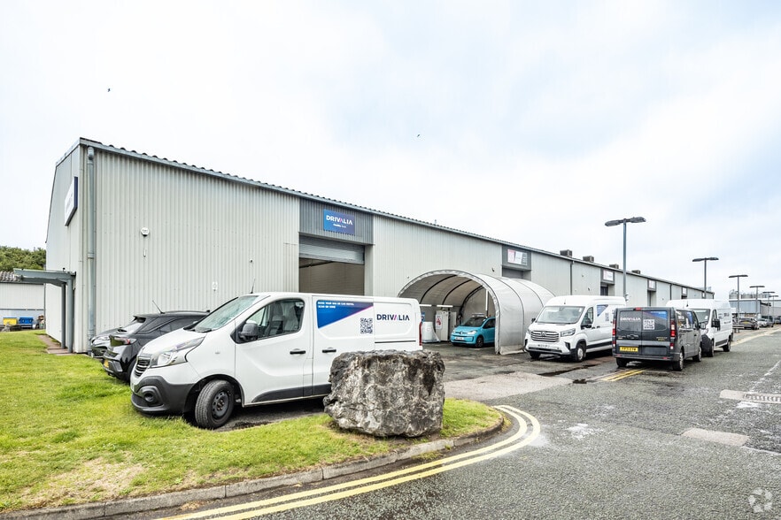 Speke Hall Industrial Estate, Liverpool for lease - Building Photo - Image 2 of 8