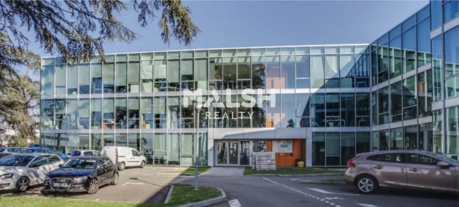 Office in Limonest for lease Building Photo- Image 1 of 9