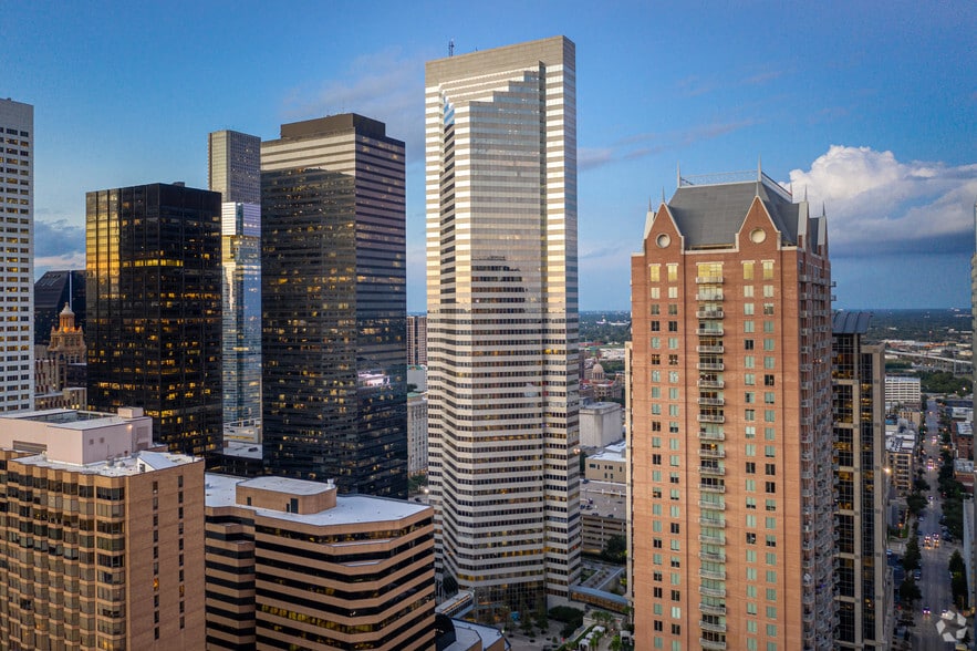 1301 McKinney St, Houston, TX for lease - Primary Photo - Image 3 of 18