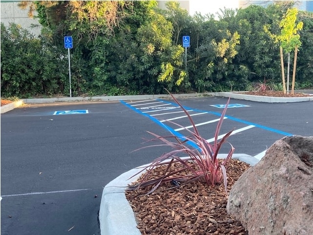 752 Northport Dr, West Sacramento, CA for lease - Building Photo - Image 3 of 10