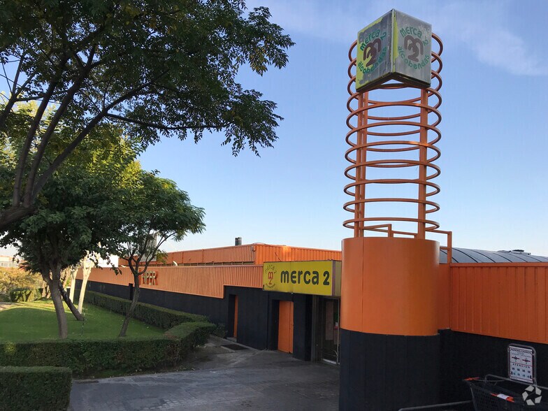 Avenida de España, 48, Alcobendas, Madrid à vendre - Photo du bâtiment - Image 2 de 2