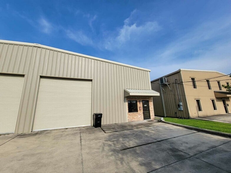 2647 Florida Ave, Kenner, LA for lease - Primary Photo - Image 1 of 2