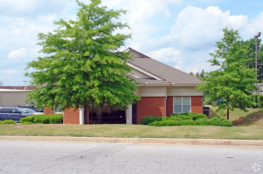 35 Ray E Talley Ct, Simpsonville, SC à louer - Photo du bâtiment - Image 3 de 25