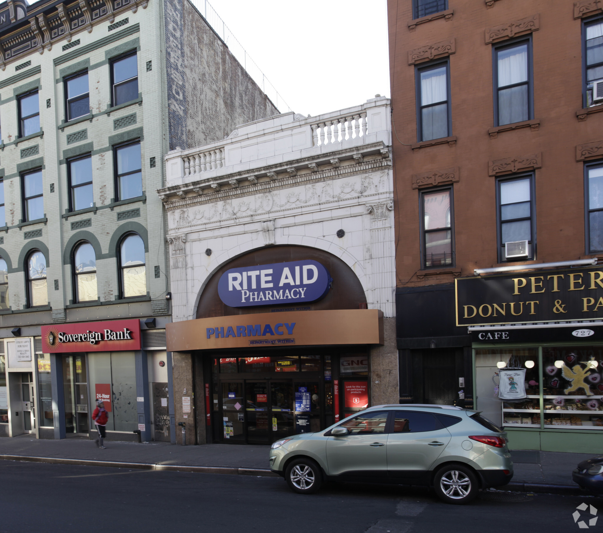 723 Manhattan Ave, Brooklyn, NY for sale Primary Photo- Image 1 of 1