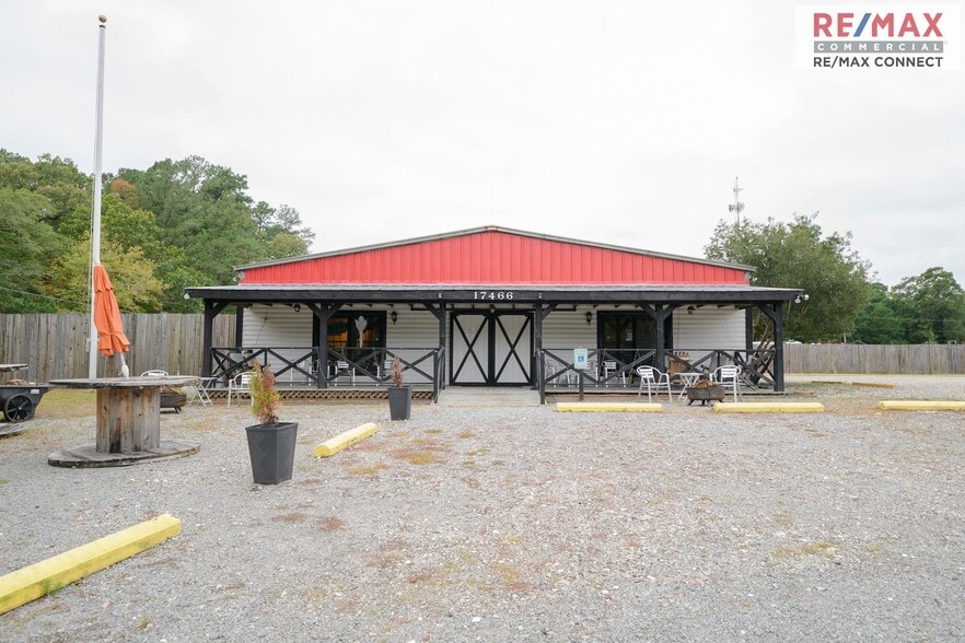 17466 Benns Church Blvd, Smithfield, VA for sale - Building Photo - Image 2 of 45