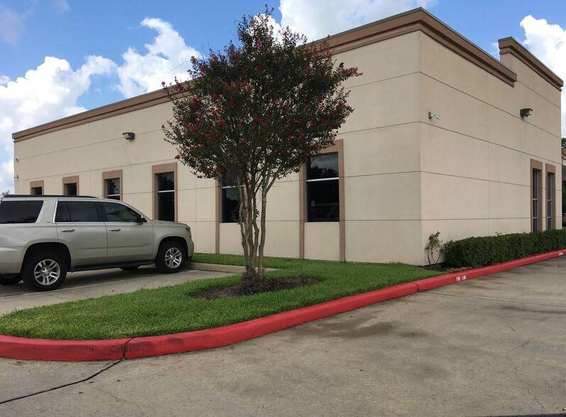 355 School St, Tomball, TX for sale - Building Photo - Image 2 of 8