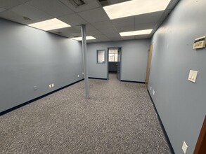 490-520 Hempstead Tpke, West Hempstead, NY for lease Interior Photo- Image 1 of 5