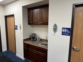 8423 Rochester Ave, Rancho Cucamonga, CA for lease Interior Photo- Image 2 of 27