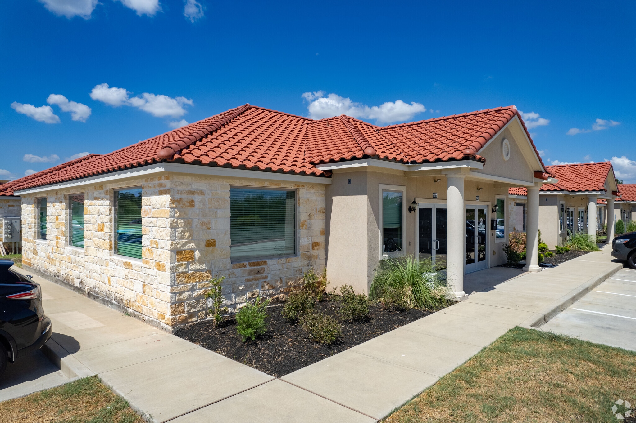 7070 Knights Ct, Missouri City, TX à louer Photo du bâtiment- Image 1 de 11