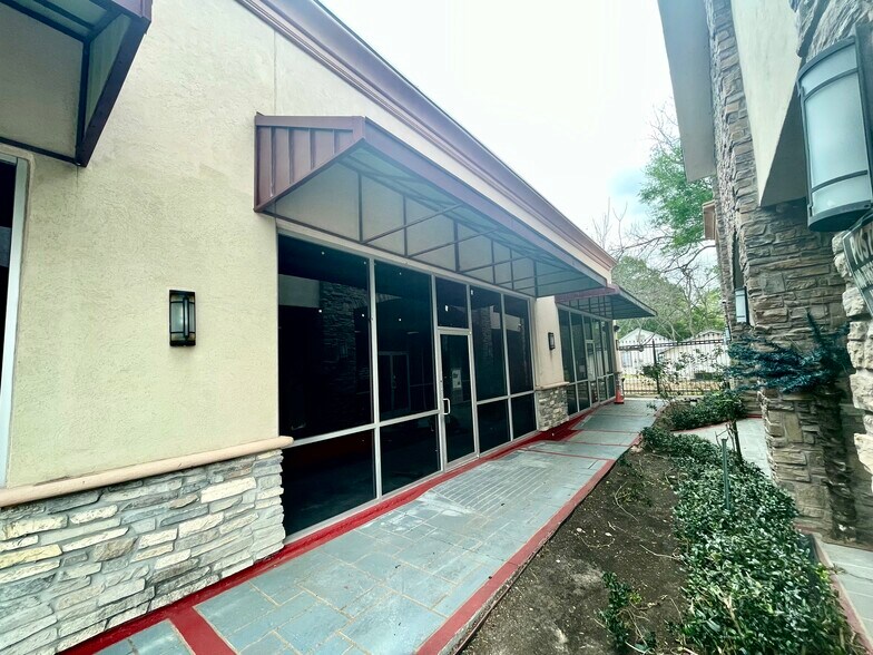 6906 Airline Dr, Houston, TX à louer - Photo du bâtiment - Image 1 de 7