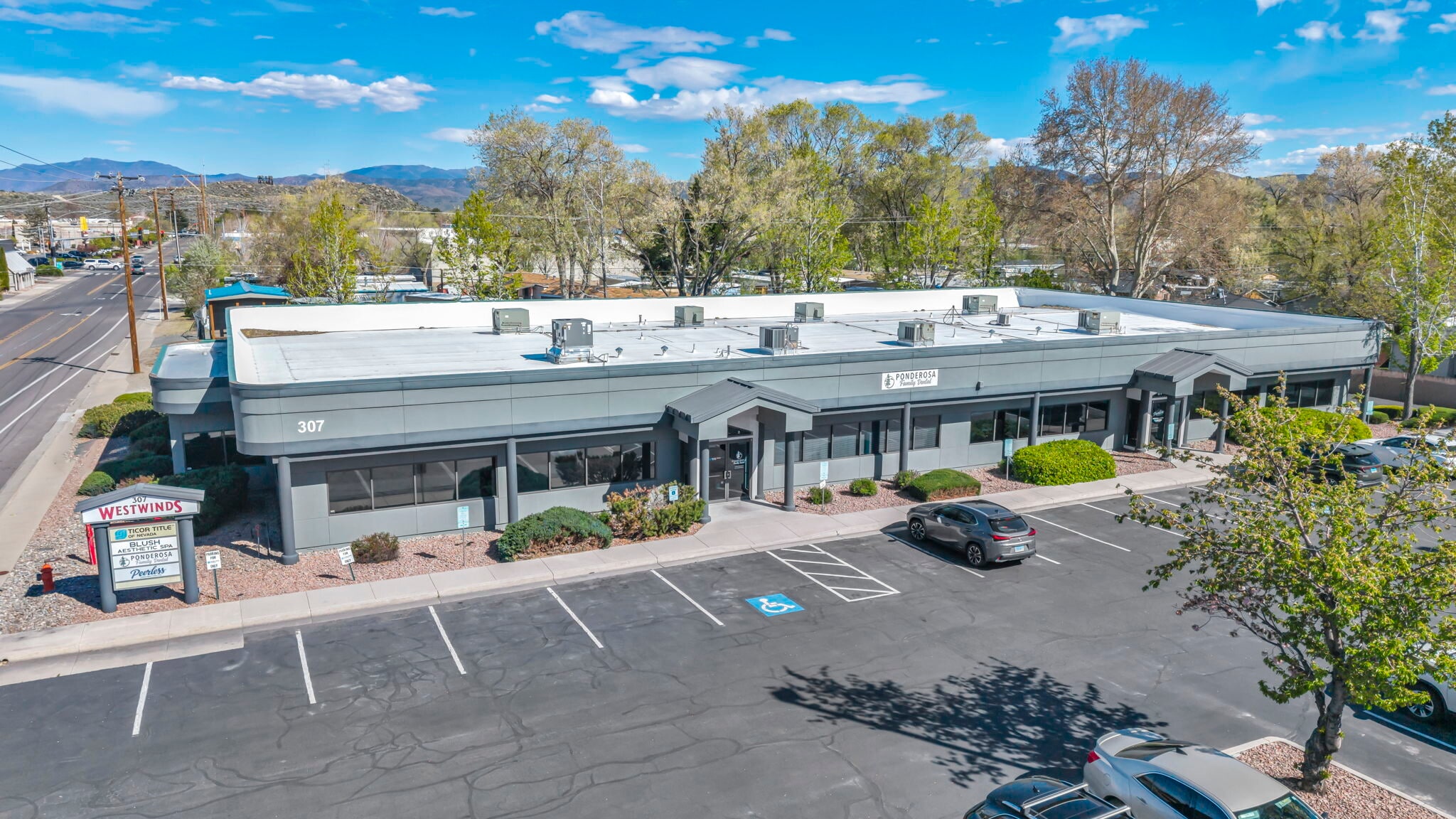 307 W Winnie Ln, Carson City, NV for sale Primary Photo- Image 1 of 18