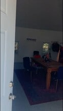 6611 Almeda Ave, Arverne, NY à louer - Vidéo sur l’inscription commerciale