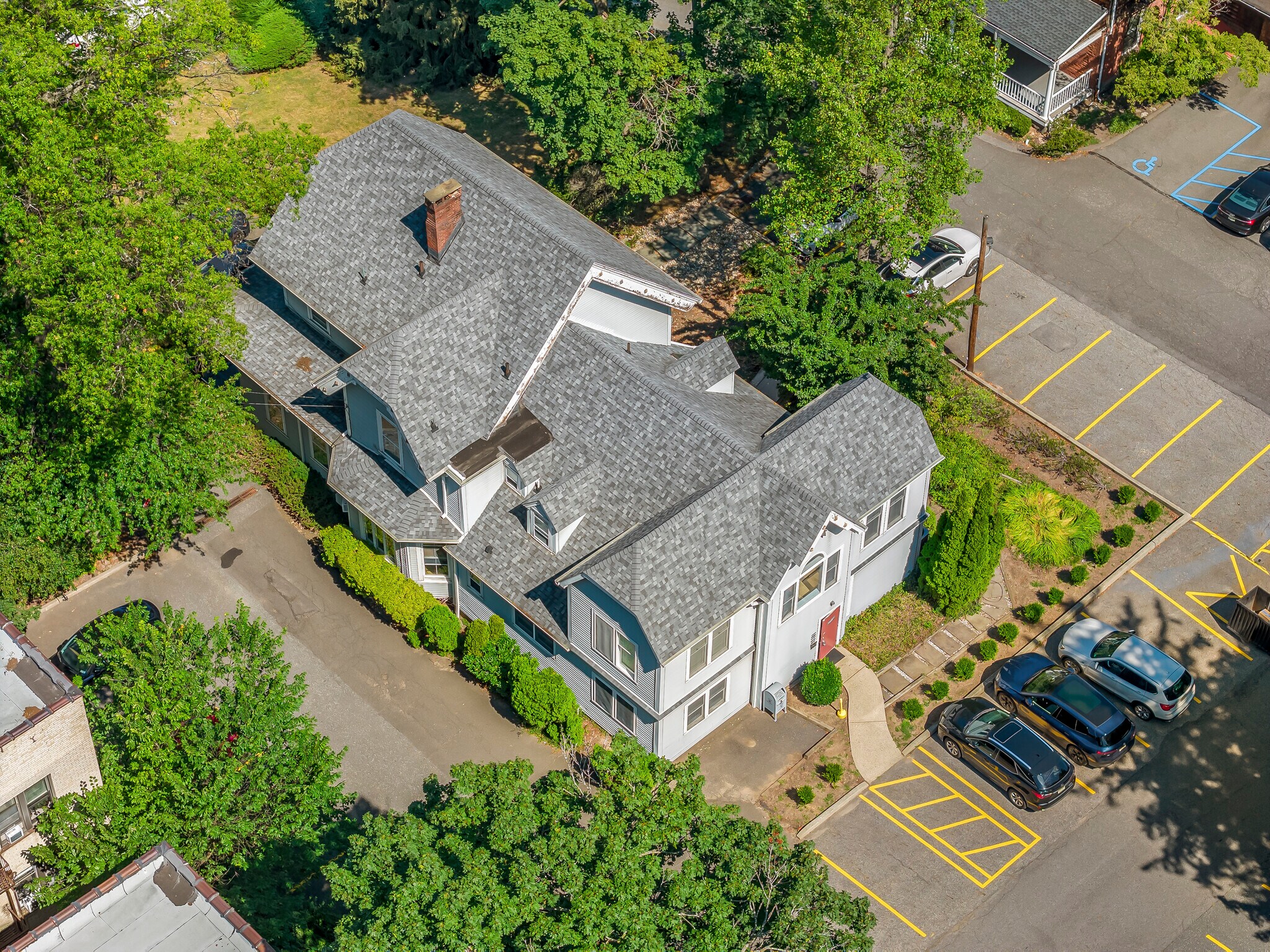 157 Engle St, Englewood, NJ à vendre Photo du bâtiment- Image 1 de 31