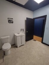 2945 Stone Hogan Connector Rd, Atlanta, GA à louer Photo du bâtiment- Image 2 de 7