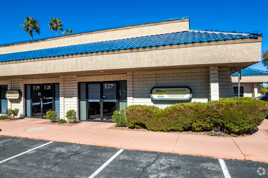 501 S Rancho Dr, Las Vegas, NV for lease - Building Photo - Image 3 of 7