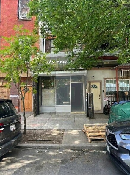 192 Division Ave, Brooklyn, NY à louer - Photo du bâtiment - Image 2 de 2