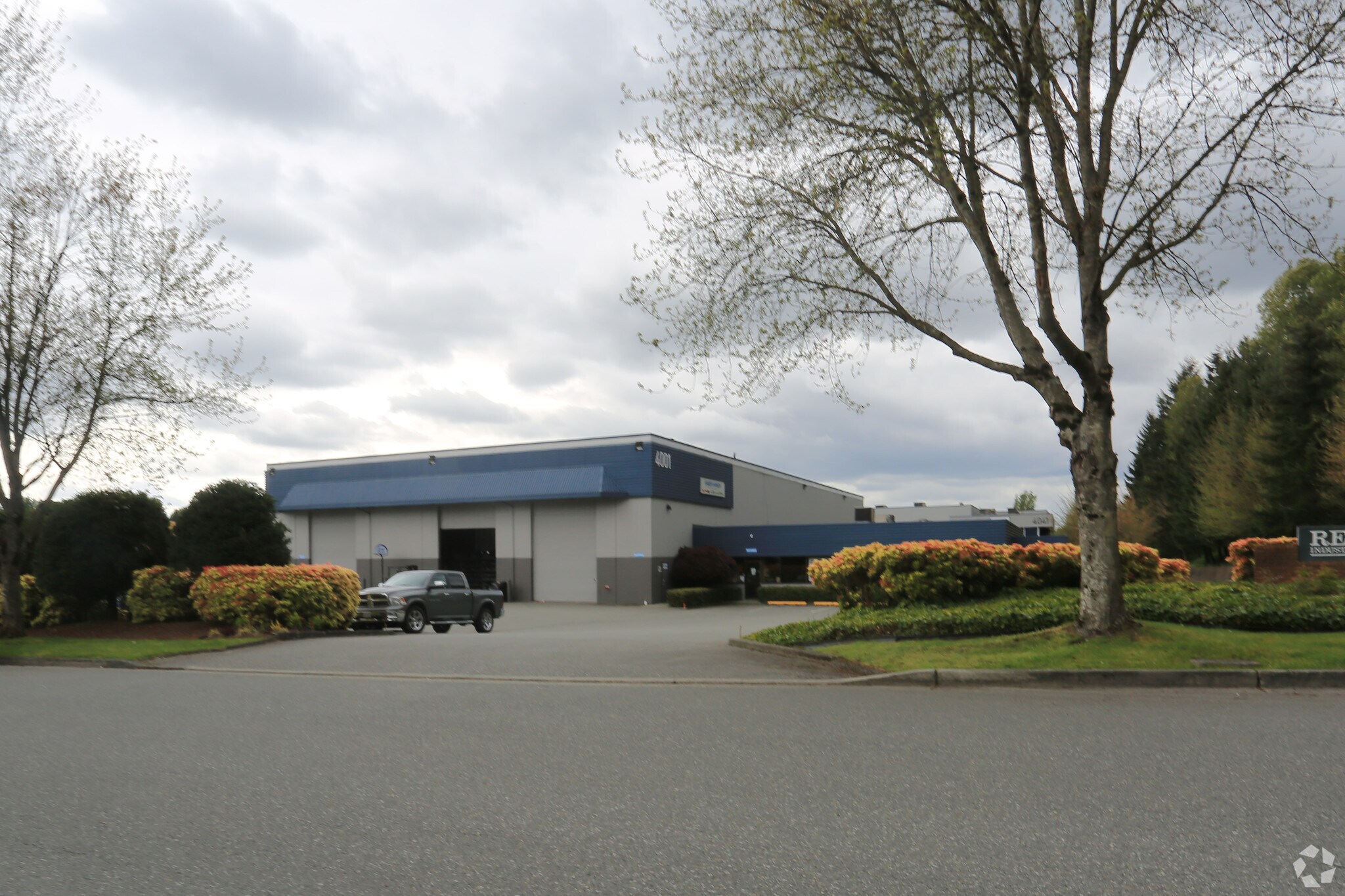 4001 Remi Pl, Burnaby, BC for sale Primary Photo- Image 1 of 1