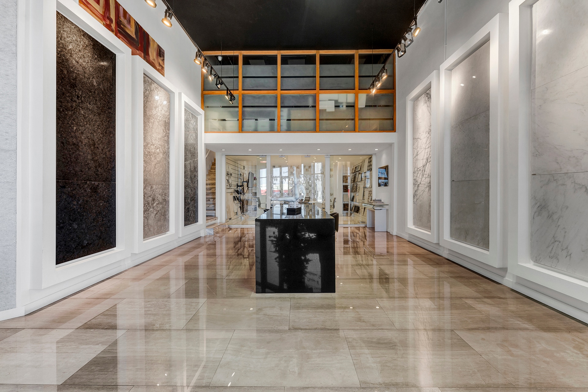 821 N 21st Ave, Hollywood, FL for lease Primary Photo- Image 1 of 21