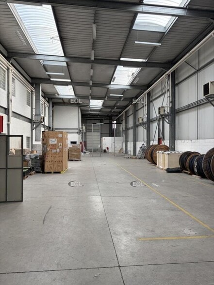 Industriel dans Le Plessis-Bouchard à vendre - Photo intérieure - Image 3 de 12
