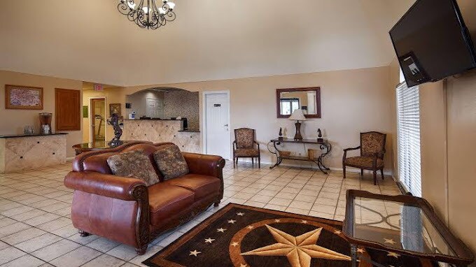 1562 E Main St, Brawley, CA à vendre - Photo intérieure - Image 3 de 13