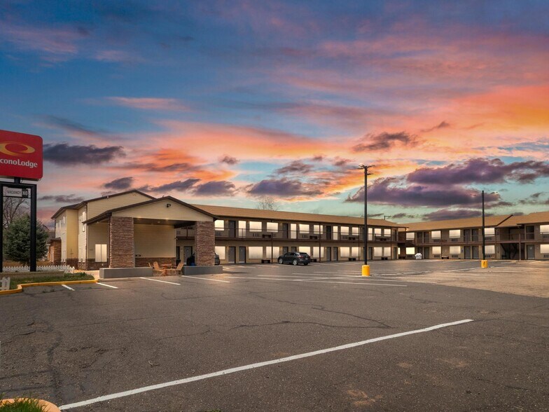 175 E Center St, Panguitch, UT à vendre - Photo du bâtiment - Image 2 de 27