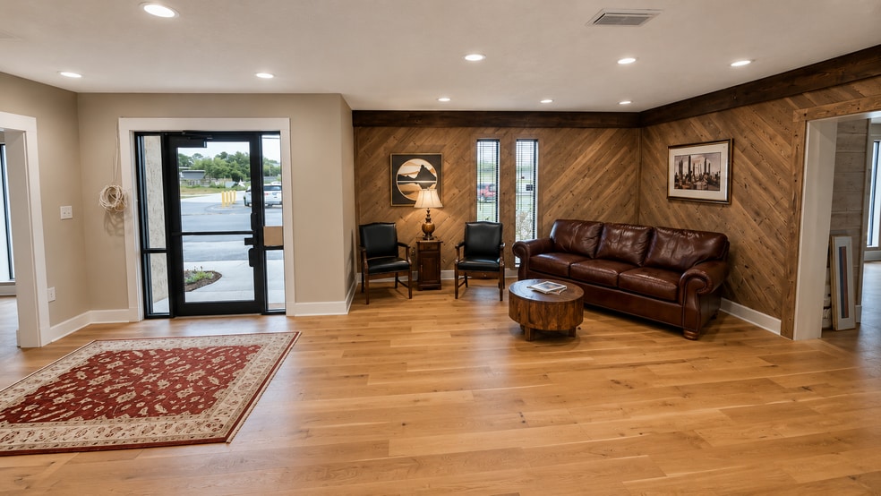 5114-5116 Stepp Ave, Jacksonville, FL for sale - Interior Photo - Image 2 of 17