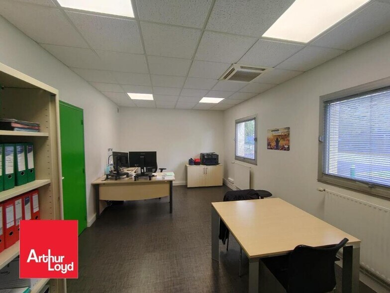 Bureau dans Gellainville à louer - Photo intérieure - Image 2 de 9