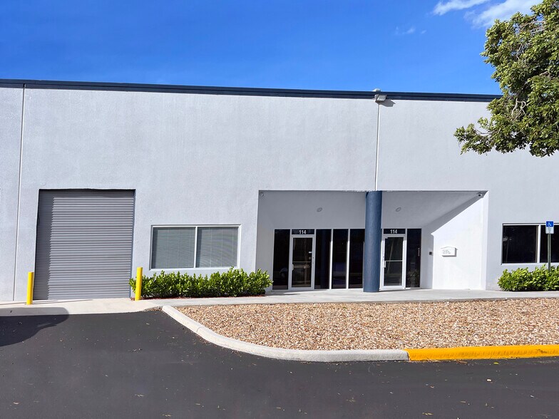 6600 NW 12th Ave, Fort Lauderdale, FL à louer - Photo du bâtiment - Image 2 de 8