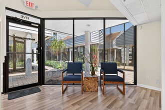 355 NE 5th Ave, Delray Beach, FL for lease Interior Photo- Image 2 of 25