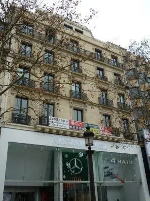 118 Avenue Des Champs Elysées, Paris for lease Building Photo- Image 1 of 4