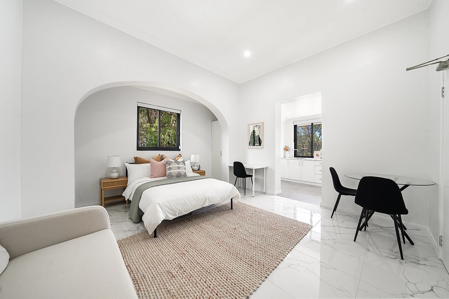 22 Grosvenor Cres, Summer Hill Inner West for sale - Interior Photo - Image 2 of 7