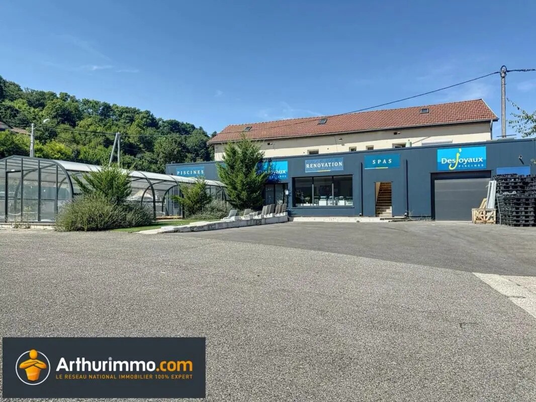 4 Route De Chambéry, Bourgoin-Jallieu for lease Building Photo- Image 1 of 7