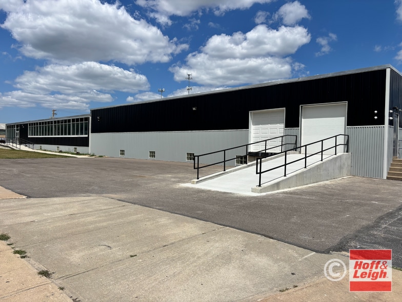 26241 Cannon Rd, Bedford Heights, OH for lease - Building Photo - Image 2 of 12